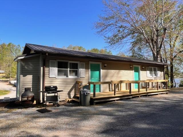 Holiday Hills Resort Eddyville Exterior photo